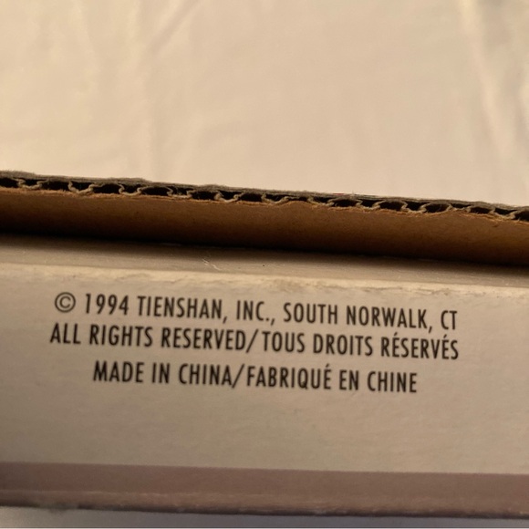 New in Box” Deck The Halls” Pattern 11” Cake Plate & Server Christmas Holiday - Picture 2 of 5